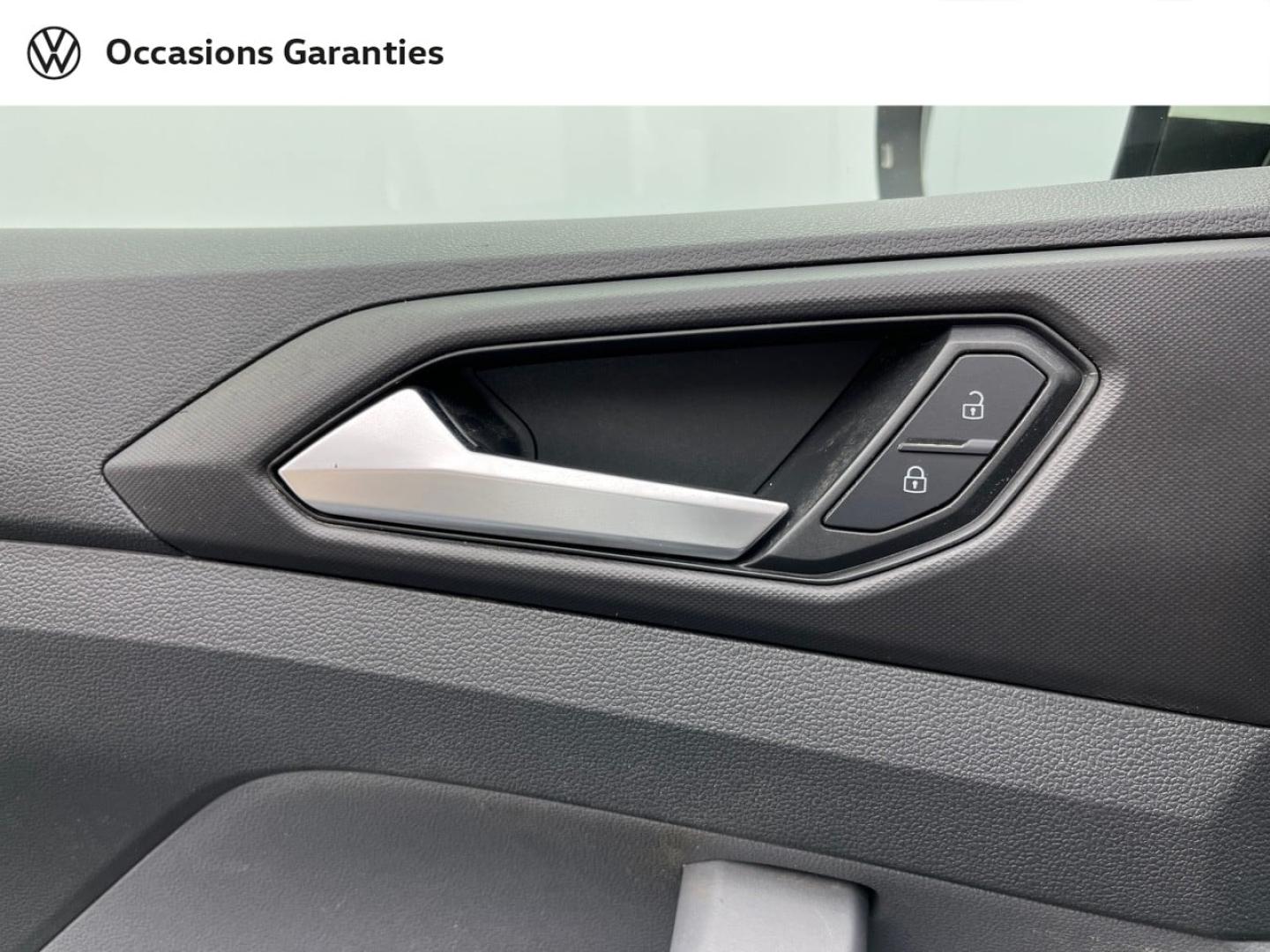 Voitures occasions VOLKSWAGEN T-CROSS Base Orvault