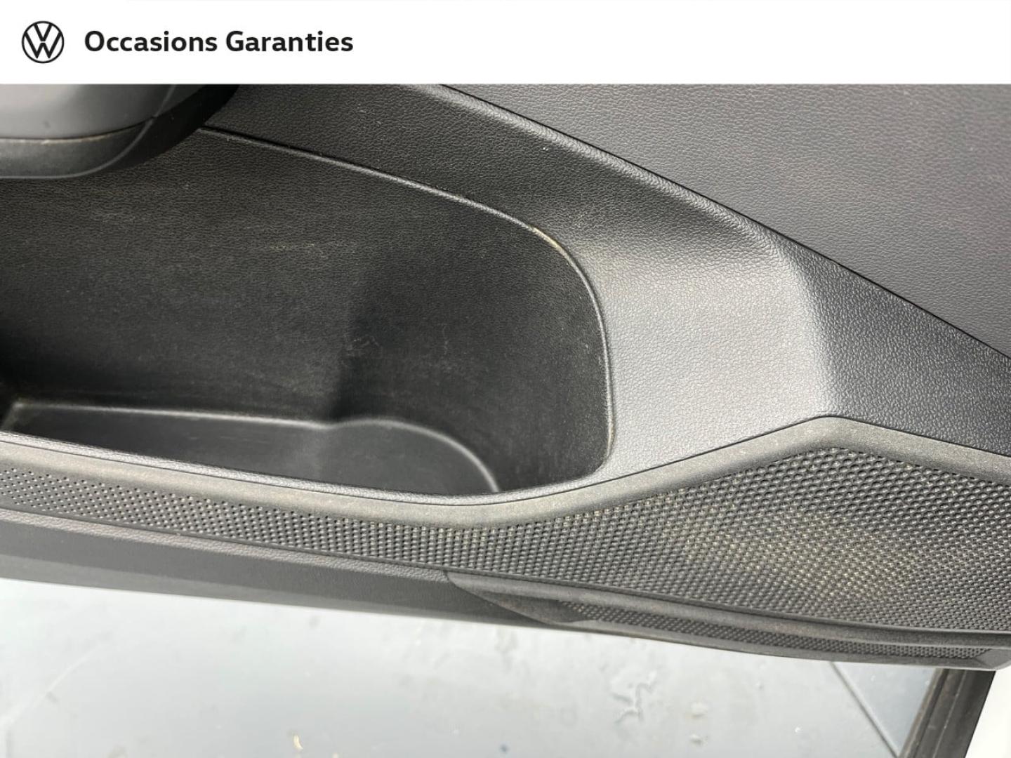 Voitures occasions VOLKSWAGEN T-CROSS Base Orvault