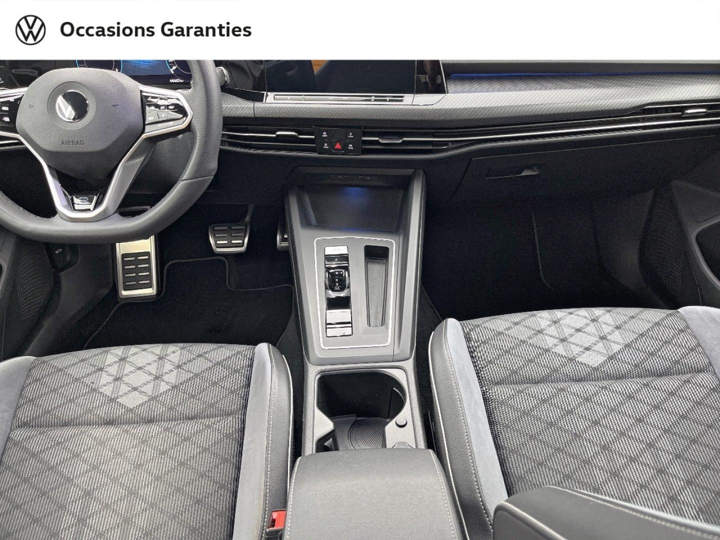 Voitures occasions VOLKSWAGEN GOLF R-Line Orvault