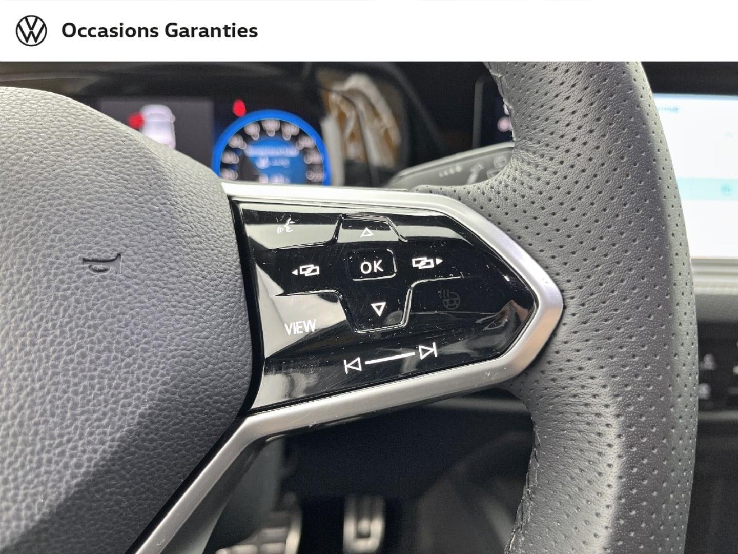 Voitures occasions VOLKSWAGEN GOLF R-Line Orvault
