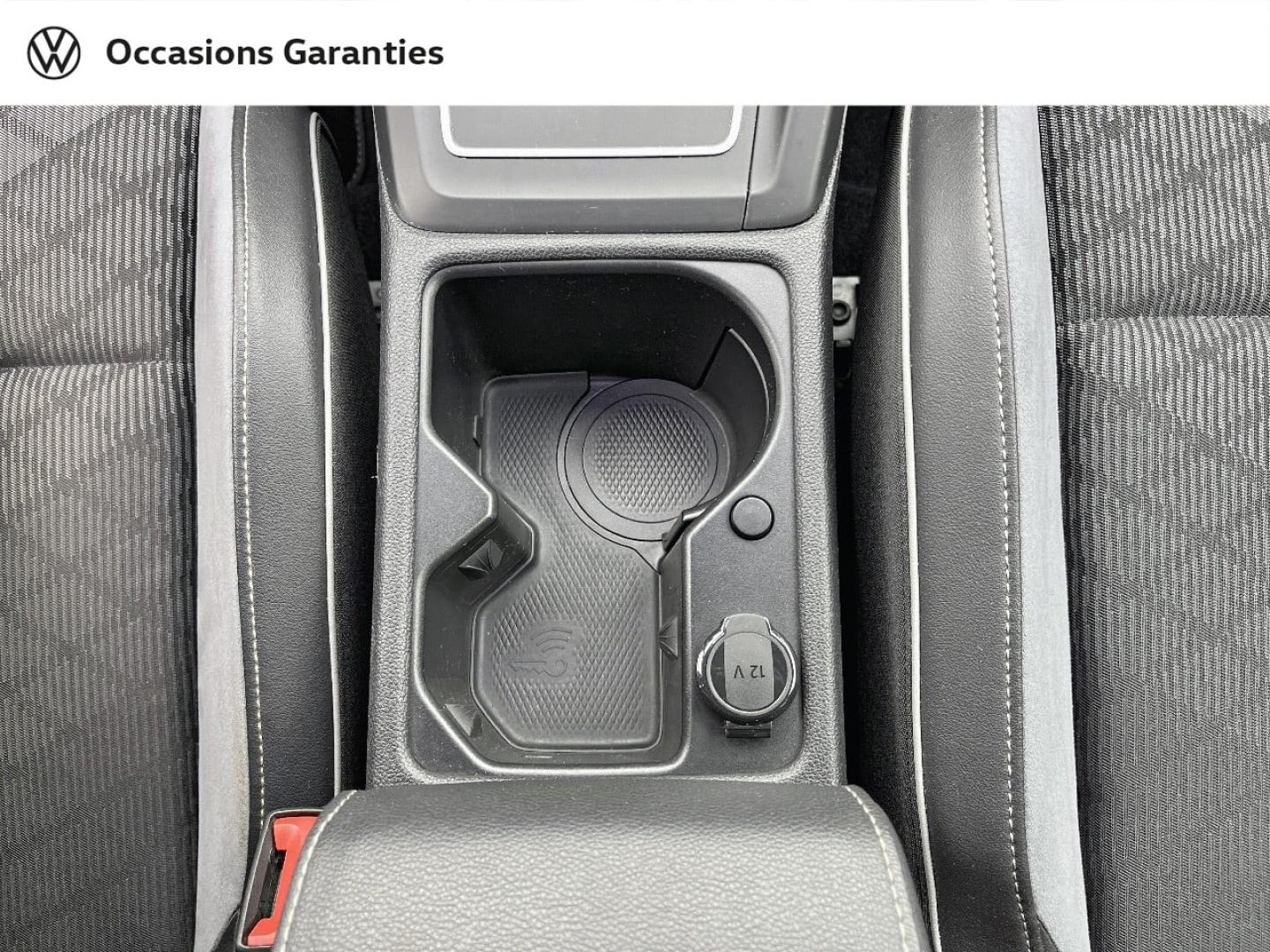 Voitures occasions VOLKSWAGEN GOLF R-Line Orvault