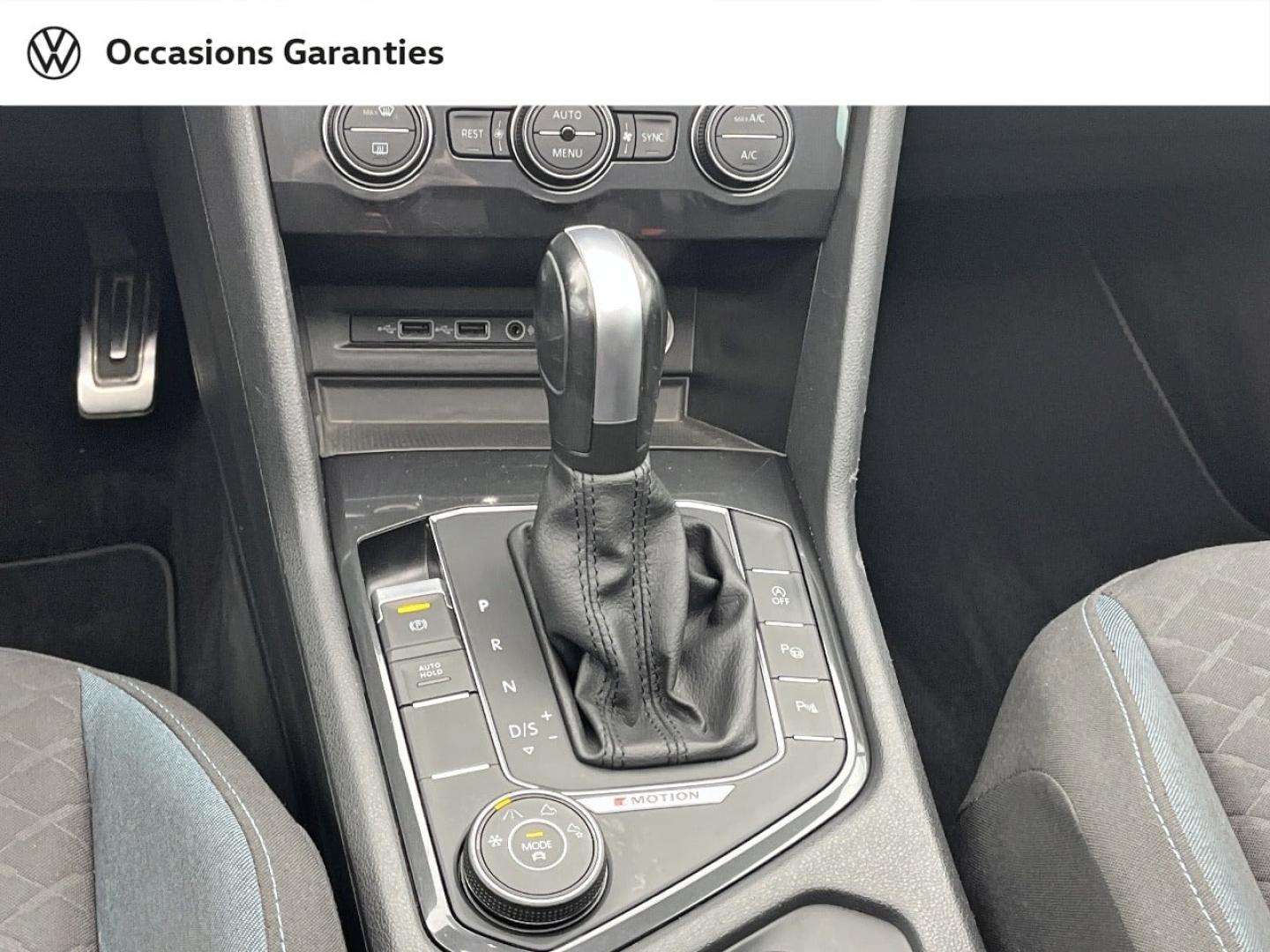 Voitures occasions VOLKSWAGEN TIGUAN IQ.Drive Orvault