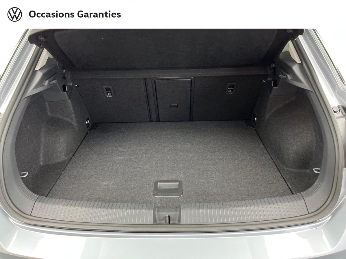 Voitures occasions VOLKSWAGEN T-ROC Style Exclusive Orvault