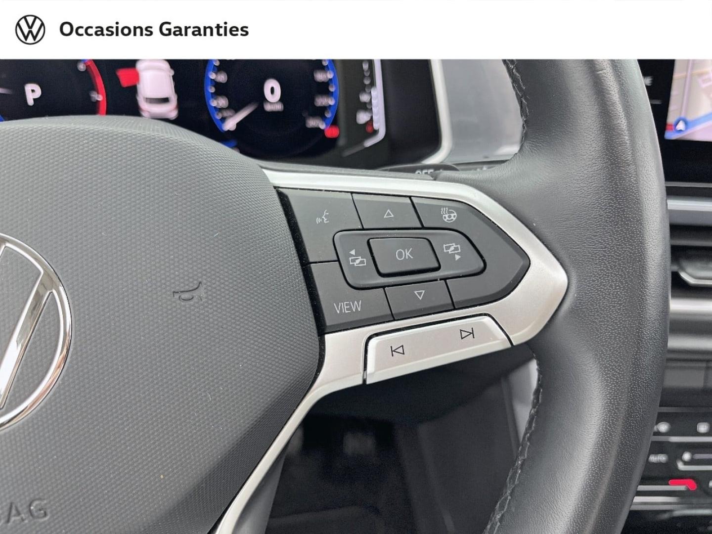 Voitures occasions VOLKSWAGEN T-ROC Style Exclusive Orvault
