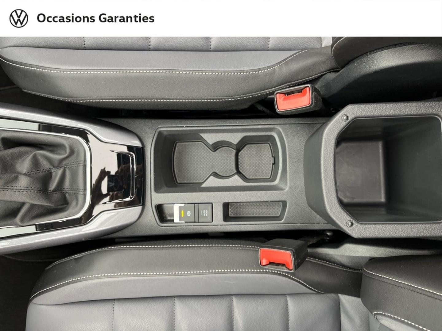 Voitures occasions VOLKSWAGEN T-ROC Style Exclusive Orvault