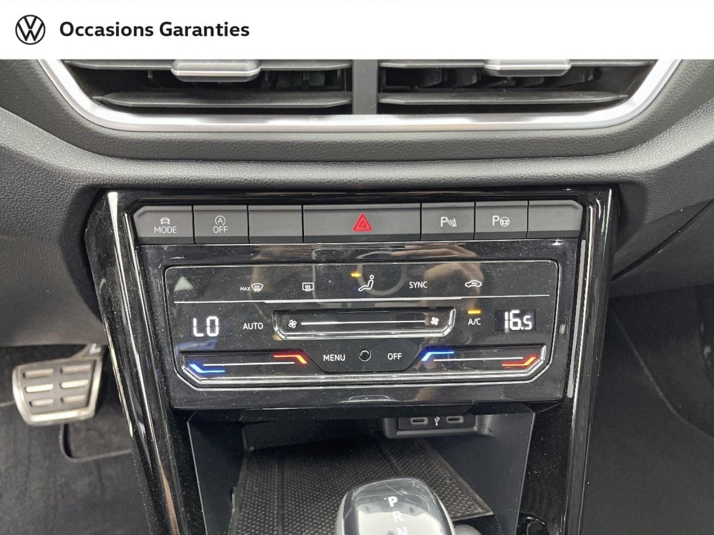 Voitures occasions VOLKSWAGEN T-ROC R-Line Orvault