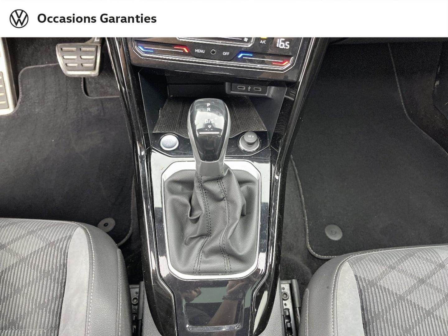 Voitures occasions VOLKSWAGEN T-ROC R-Line Orvault