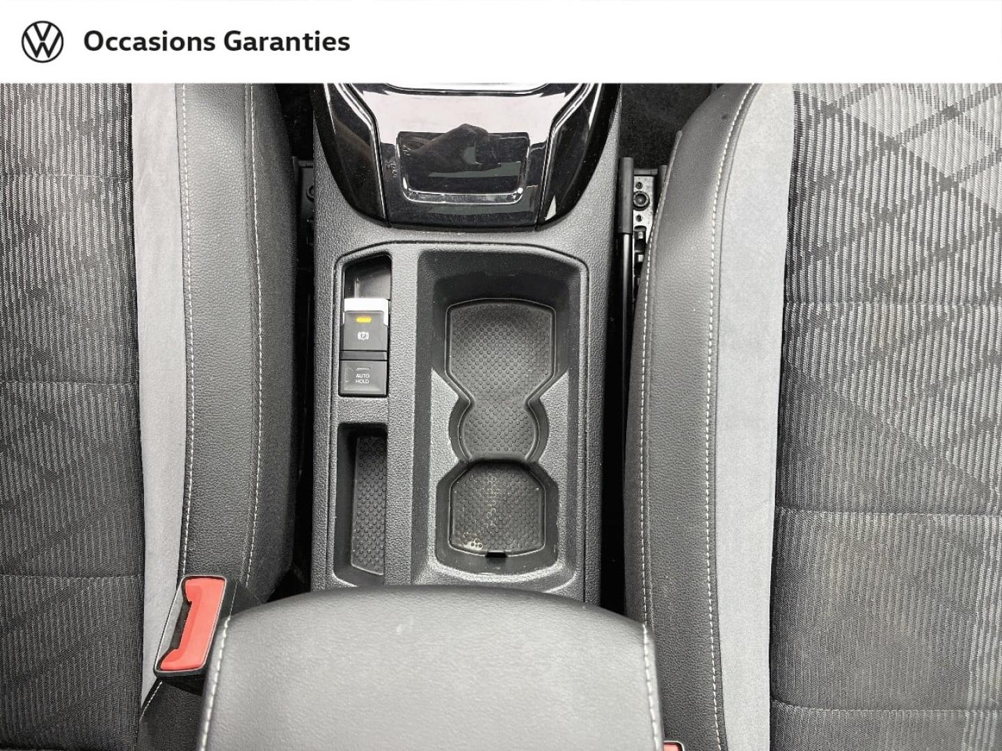 Voitures occasions VOLKSWAGEN T-ROC R-Line Orvault