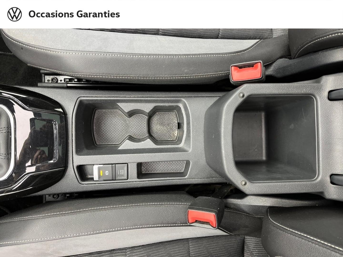 Voitures occasions VOLKSWAGEN T-ROC R-Line Orvault