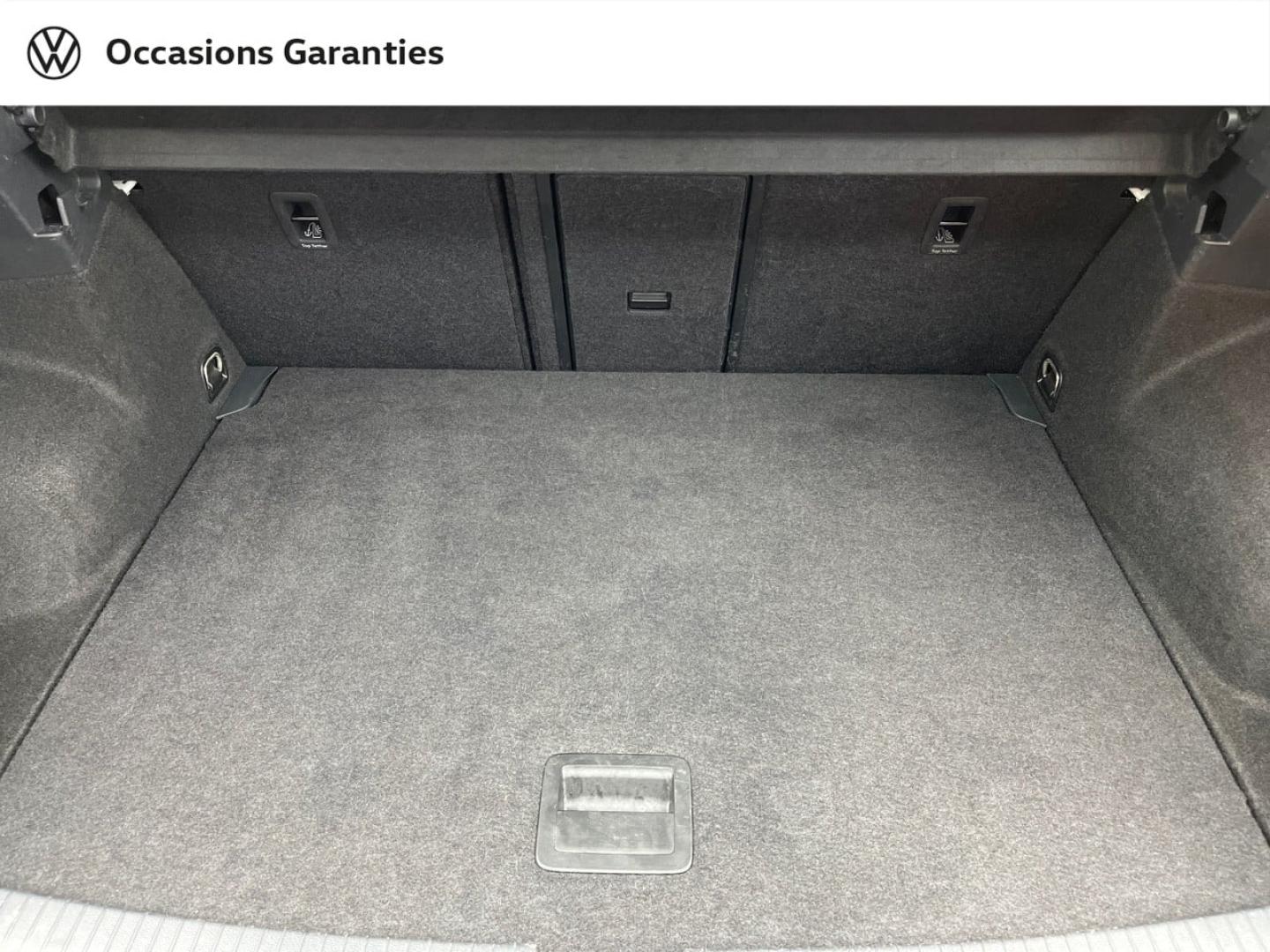 Voitures occasions VOLKSWAGEN T-ROC R-Line Orvault