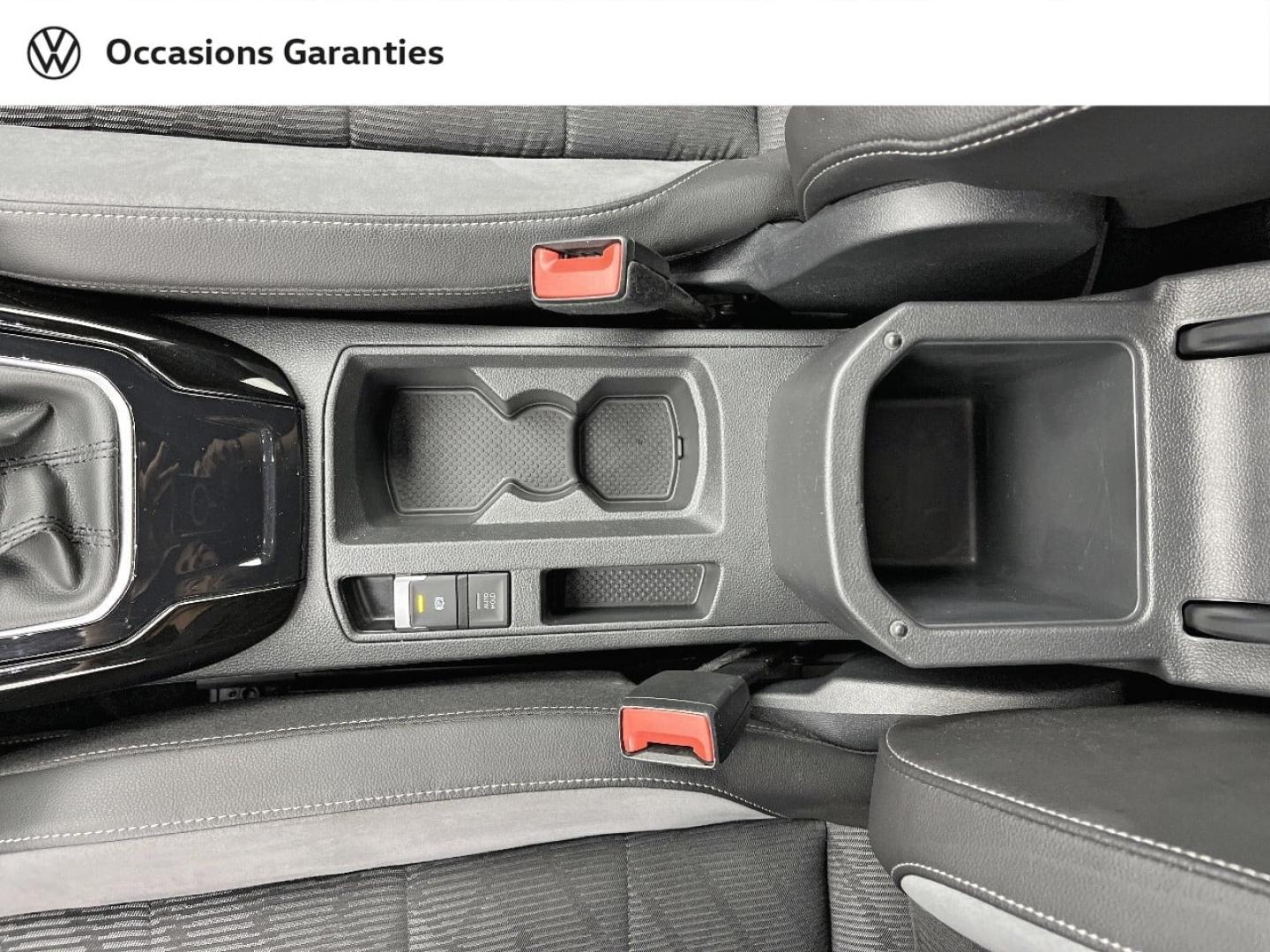 Voitures occasions VOLKSWAGEN T-ROC R-Line Orvault