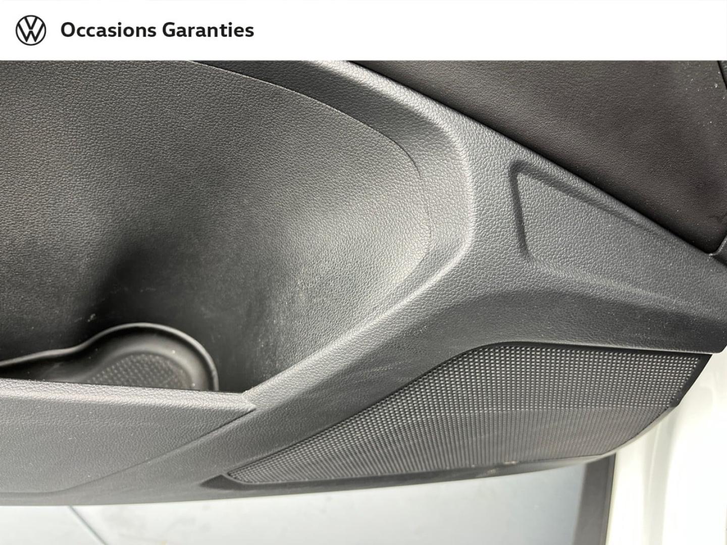 Voitures occasions VOLKSWAGEN T-ROC R-Line Orvault