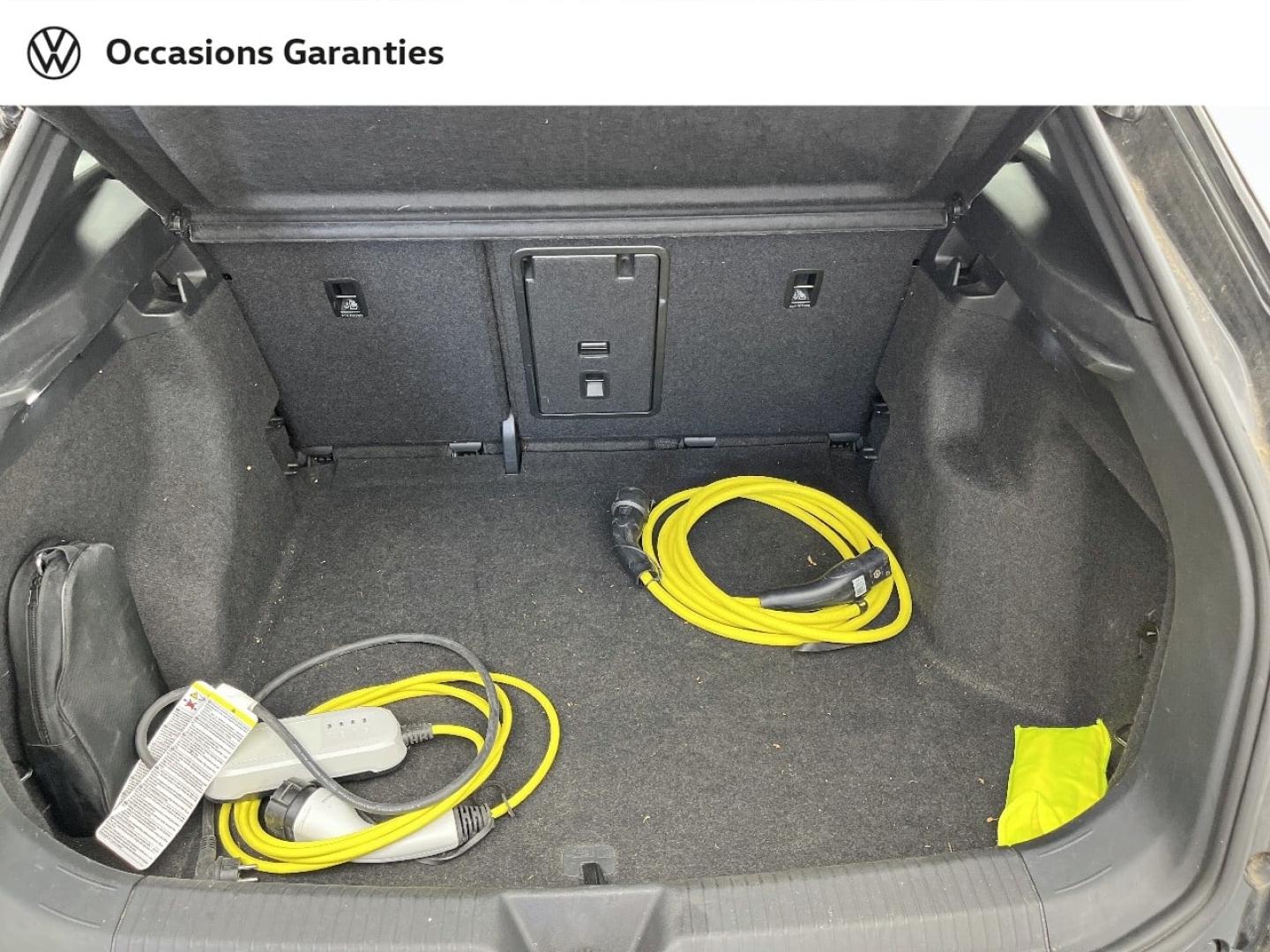 Voitures occasions VOLKSWAGEN ID.4 Base Orvault