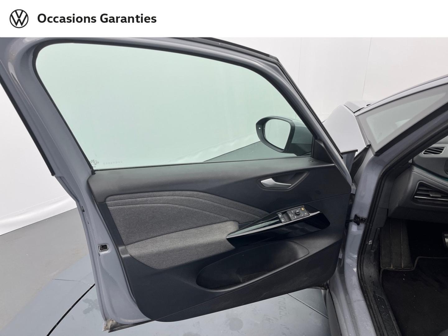 Voitures occasions VOLKSWAGEN ID.3 Base Orvault