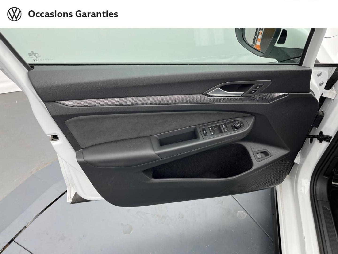 Voitures occasions VOLKSWAGEN Golf SW R-Line Orvault