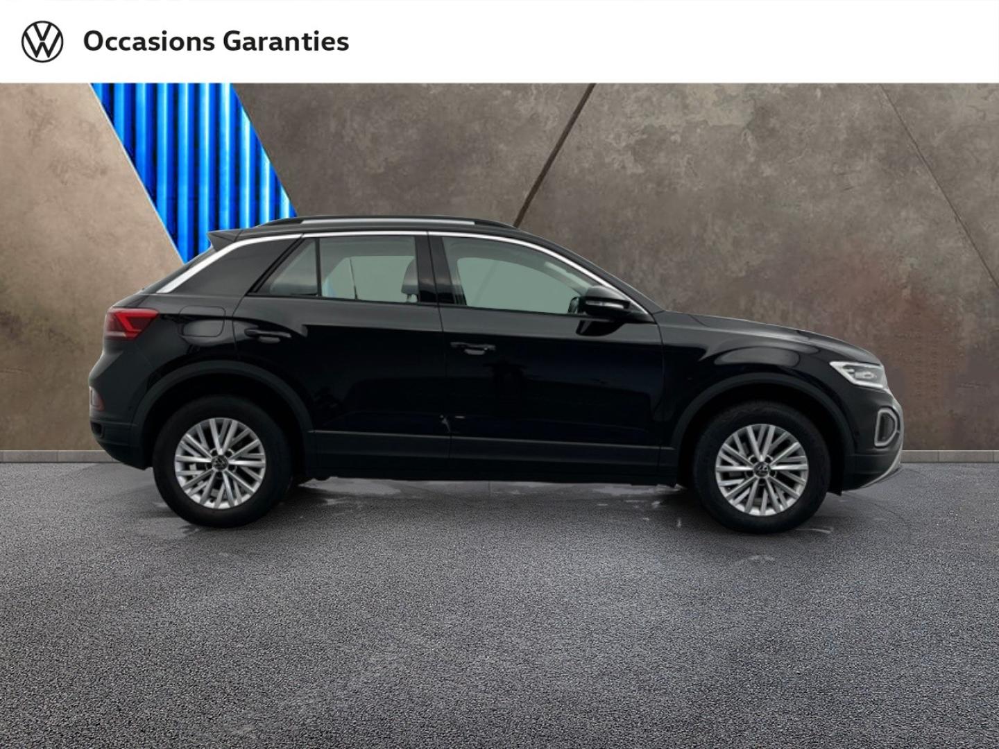 Voitures occasions VOLKSWAGEN T-ROC Life Plus Orvault