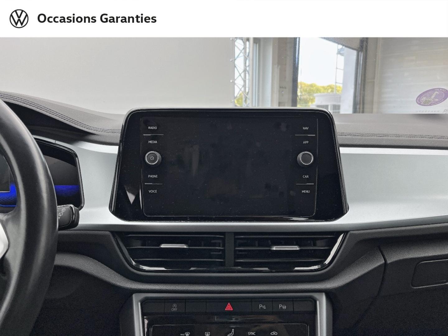 Voitures occasions VOLKSWAGEN T-ROC Life Plus Orvault