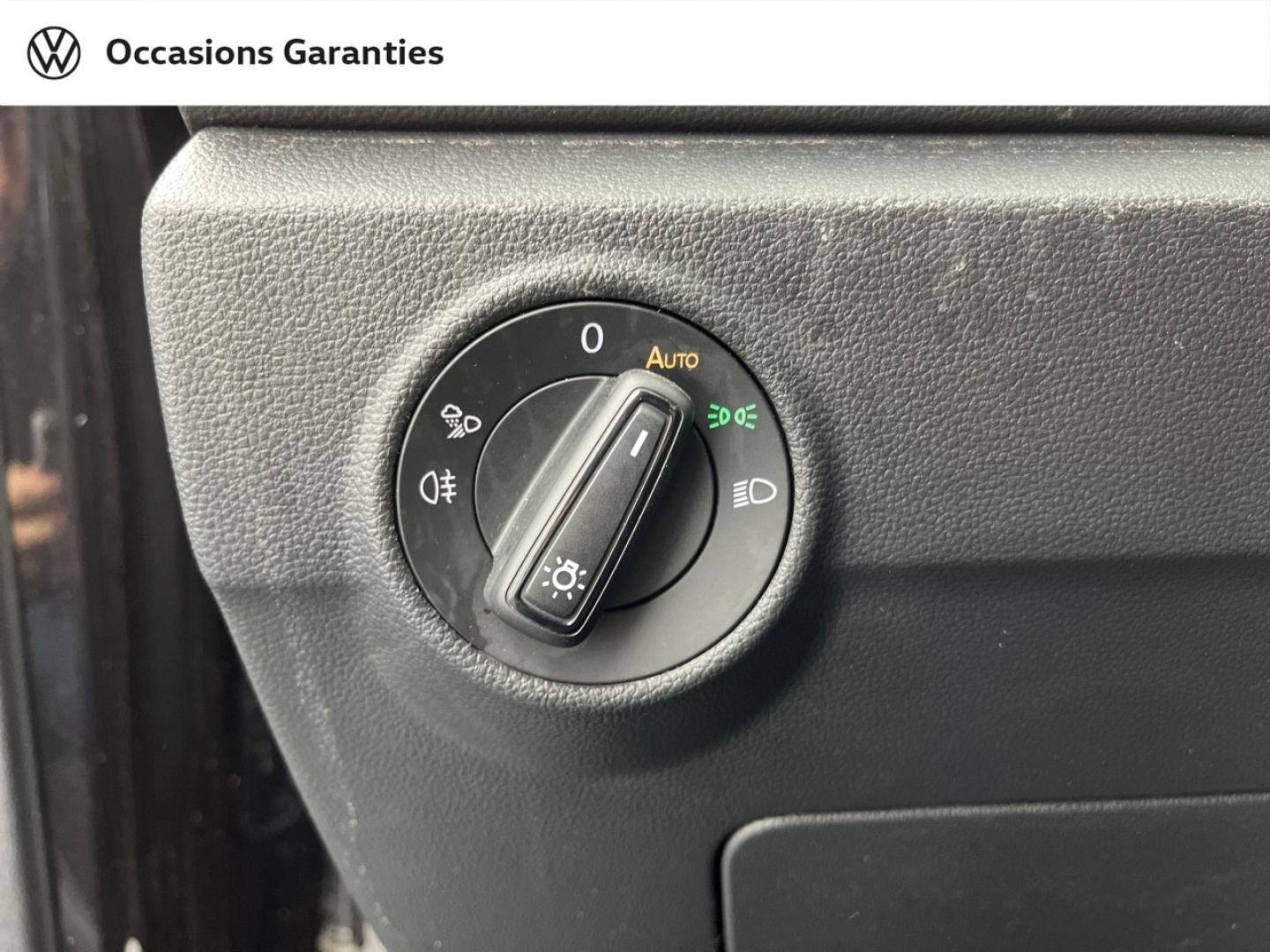 Voitures occasions VOLKSWAGEN T-ROC Life Plus Orvault