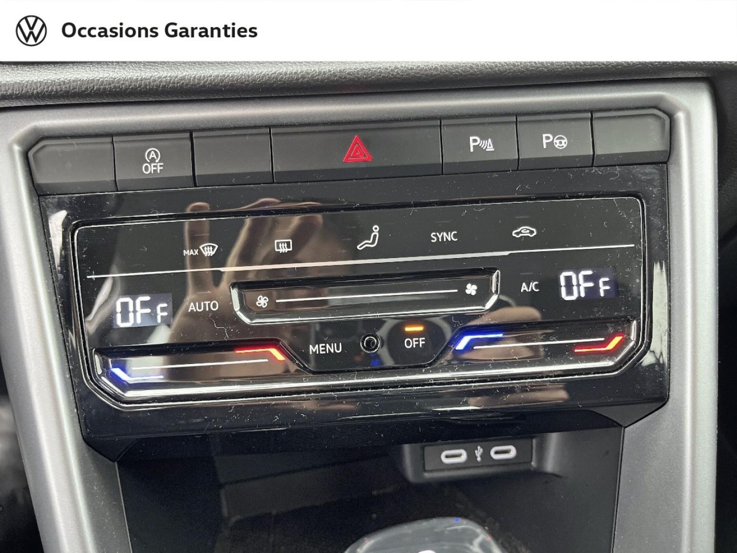 Voitures occasions VOLKSWAGEN T-ROC Life Plus Orvault