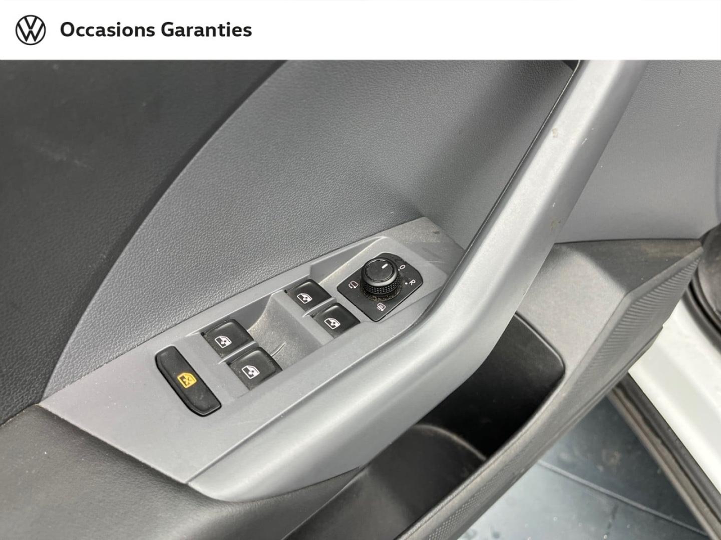 Voitures occasions VOLKSWAGEN T-CROSS Lounge Business Orvault
