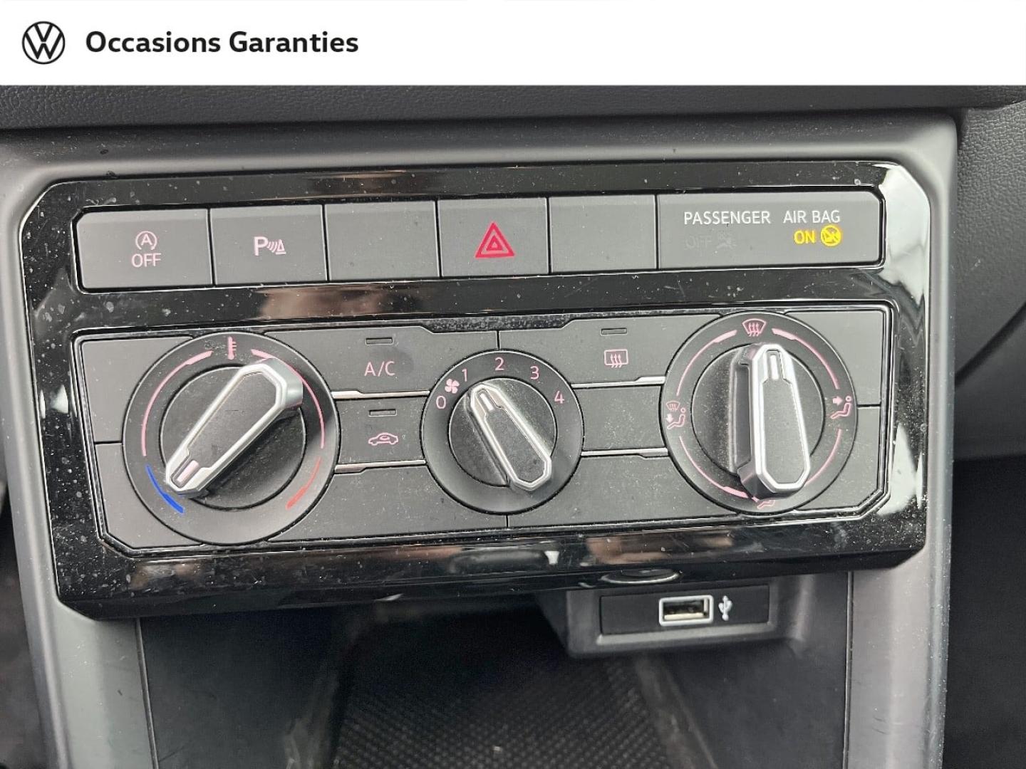 Voitures occasions VOLKSWAGEN T-CROSS Lounge Business Orvault