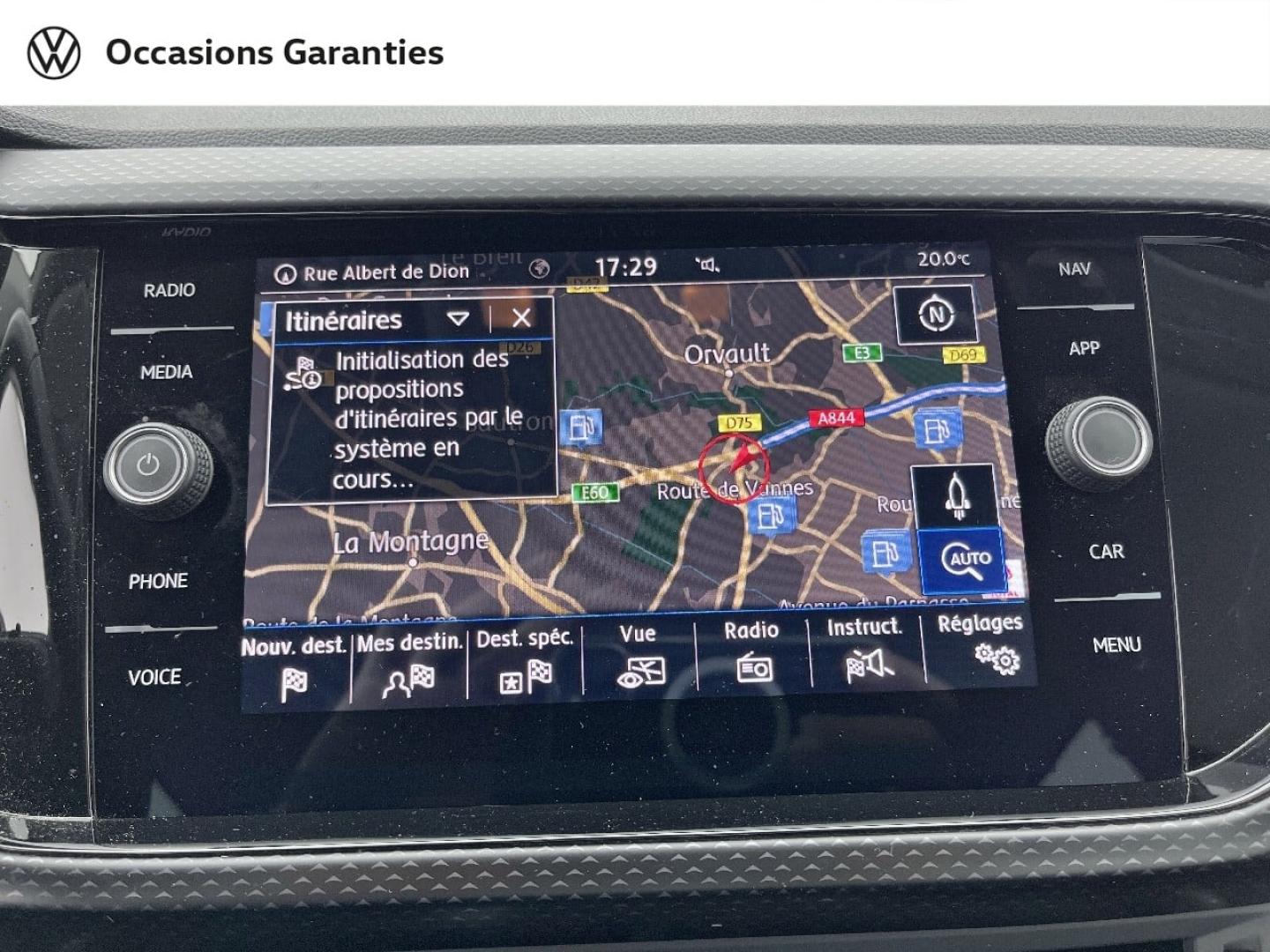 Voitures occasions VOLKSWAGEN T-CROSS Lounge Business Orvault