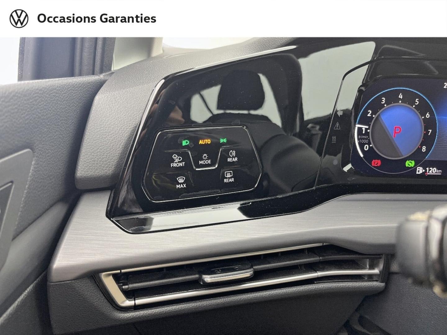 Voitures occasions VOLKSWAGEN GOLF Style Orvault
