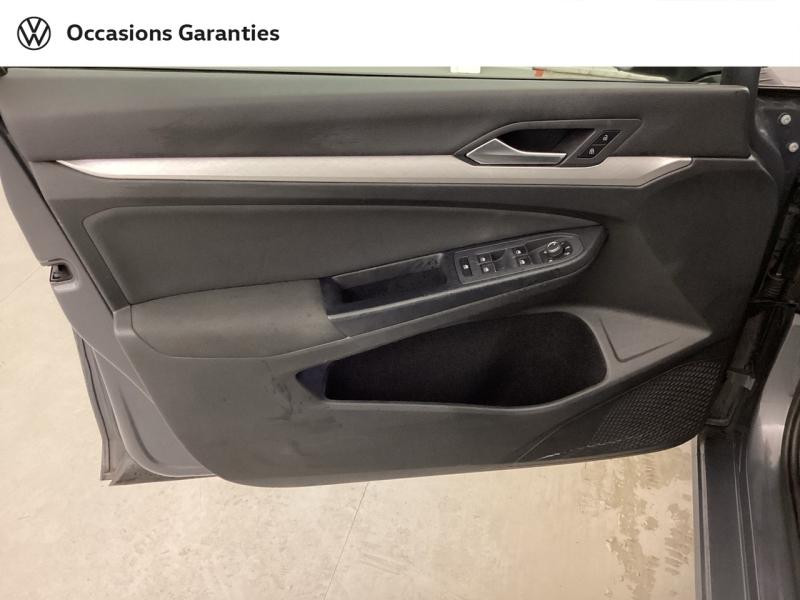 Voitures occasions VOLKSWAGEN GOLF Life Business 1st Cagnes-sur-Mer