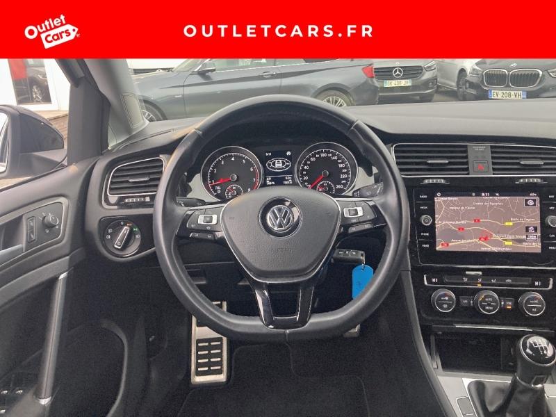 Voitures occasions VOLKSWAGEN GOLF IQ.Drive Cagnes-sur-Mer
