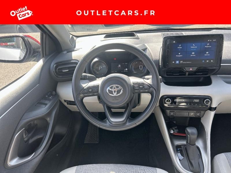 Voitures occasions TOYOTA YARIS Iconic Cagnes-sur-Mer