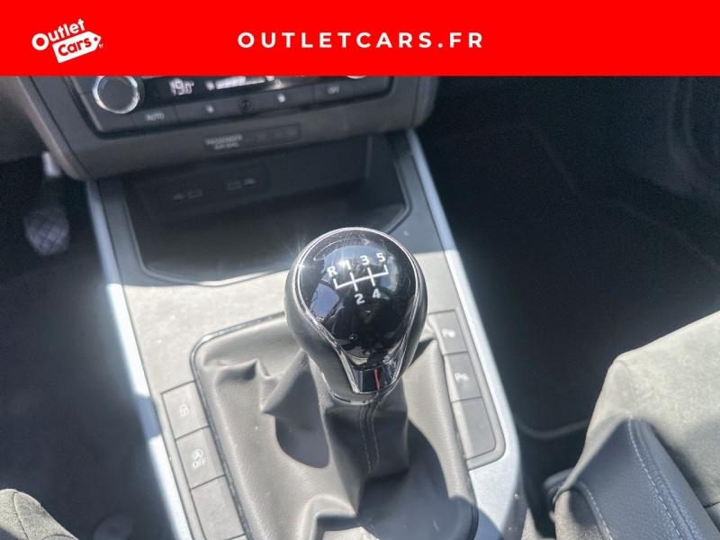 Voitures occasions SEAT ARONA Urban Cagnes-sur-Mer