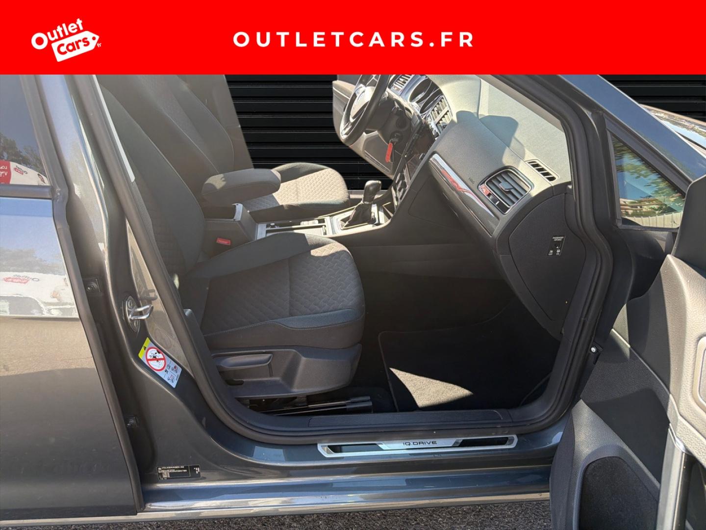 Voitures occasions VOLKSWAGEN GOLF IQ.Drive Cagnes-sur-Mer