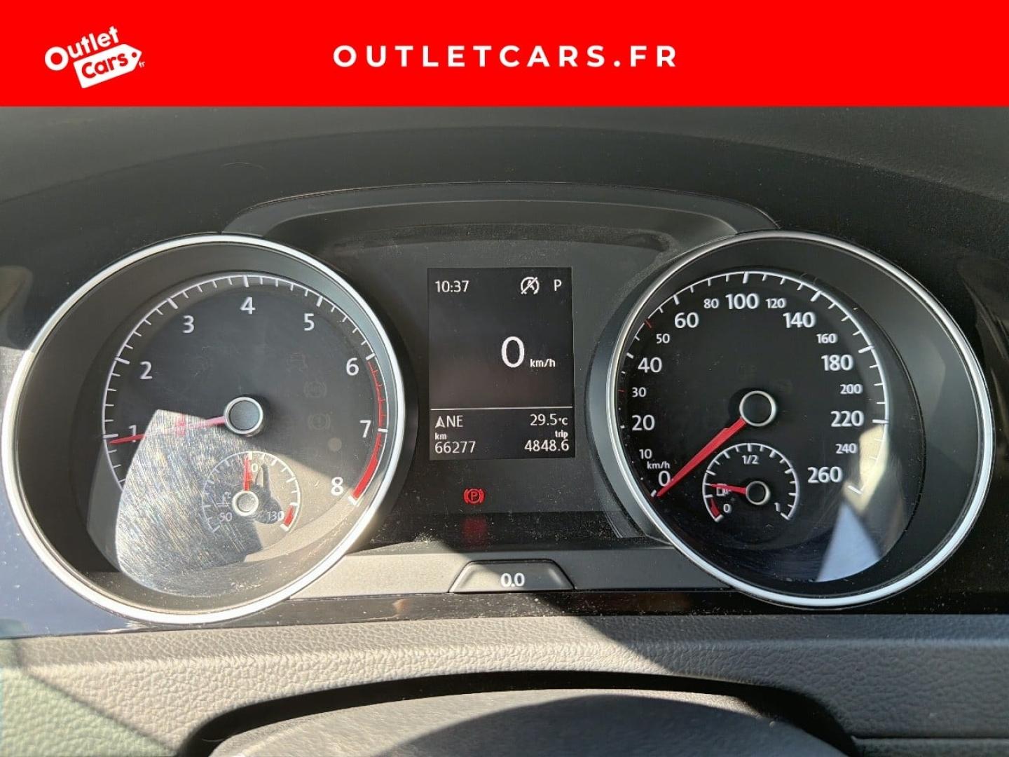 Voitures occasions VOLKSWAGEN GOLF IQ.Drive Cagnes-sur-Mer