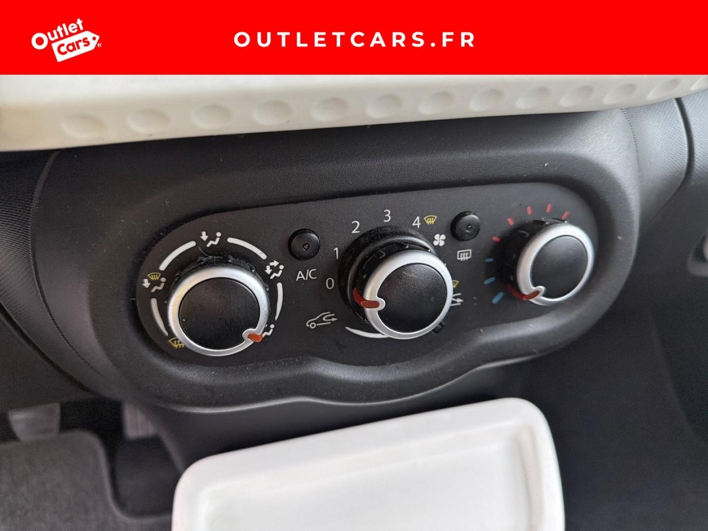 Voitures occasions RENAULT TWINGO Limited Cagnes-sur-Mer