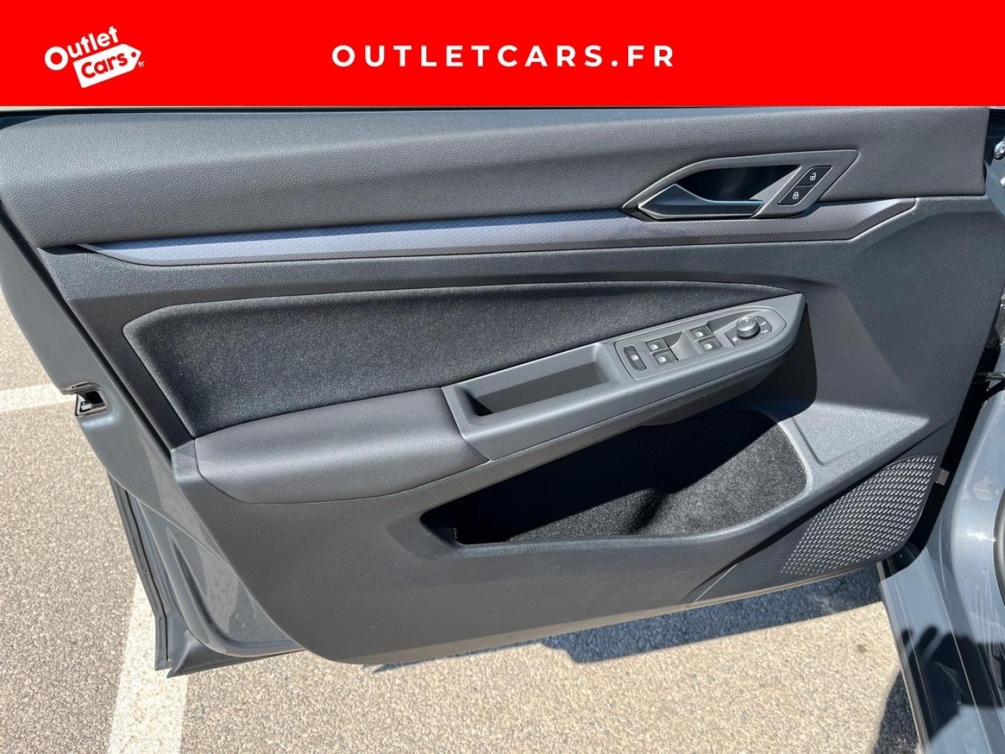 Voitures occasions VOLKSWAGEN GOLF Active Cagnes-sur-Mer