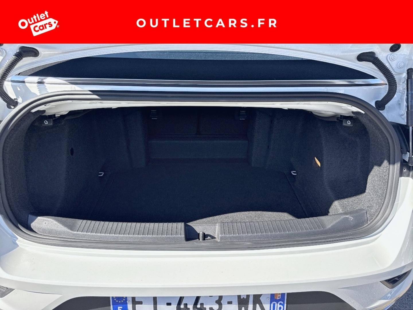Voitures occasions VOLKSWAGEN T-Roc Cabriolet Style Cagnes-sur-Mer
