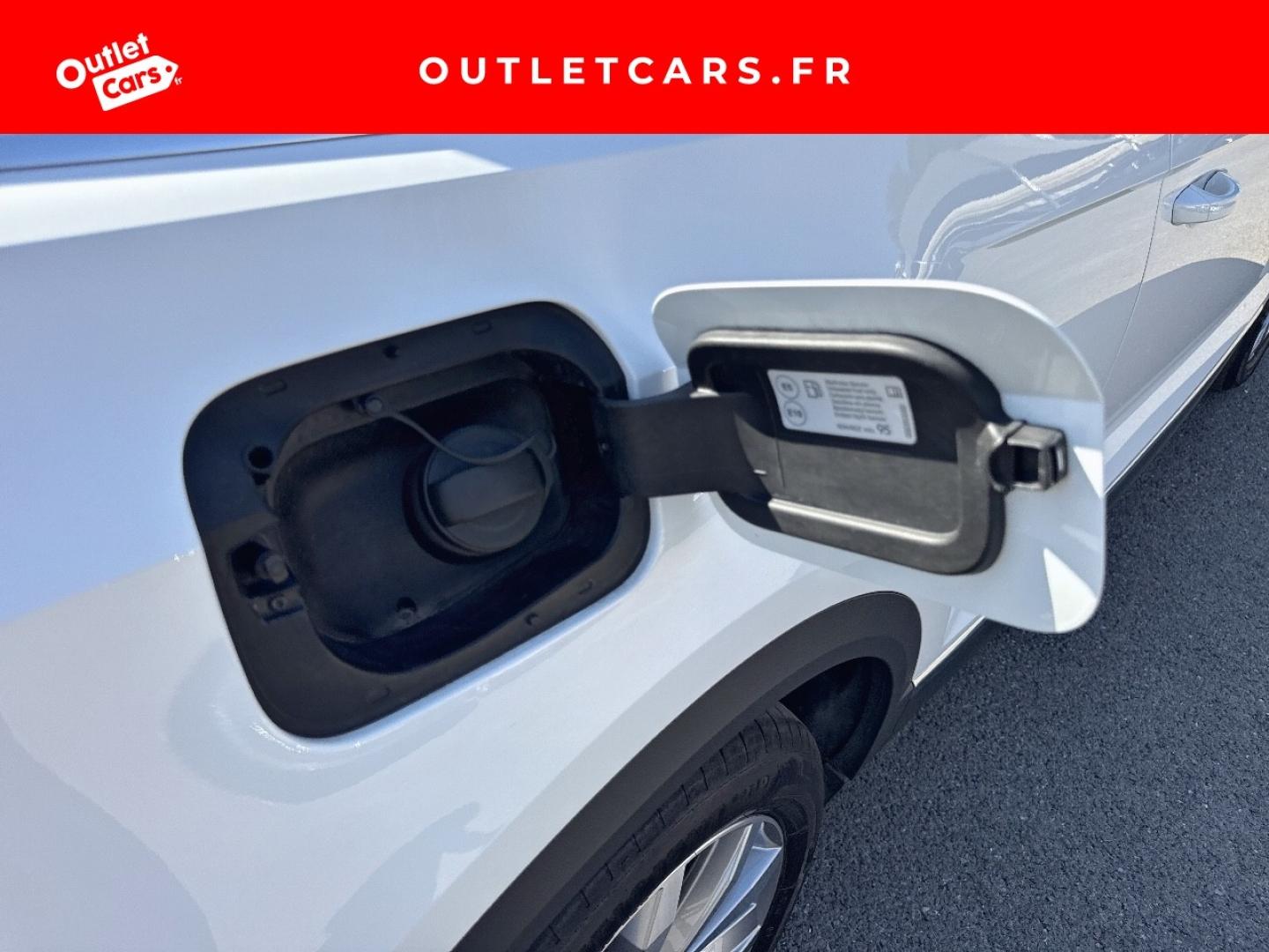 Voitures occasions VOLKSWAGEN T-Roc Cabriolet Style Cagnes-sur-Mer