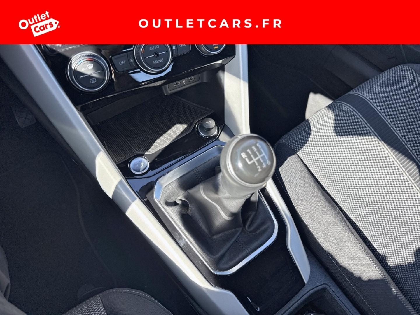 Voitures occasions VOLKSWAGEN T-Roc Cabriolet Style Cagnes-sur-Mer