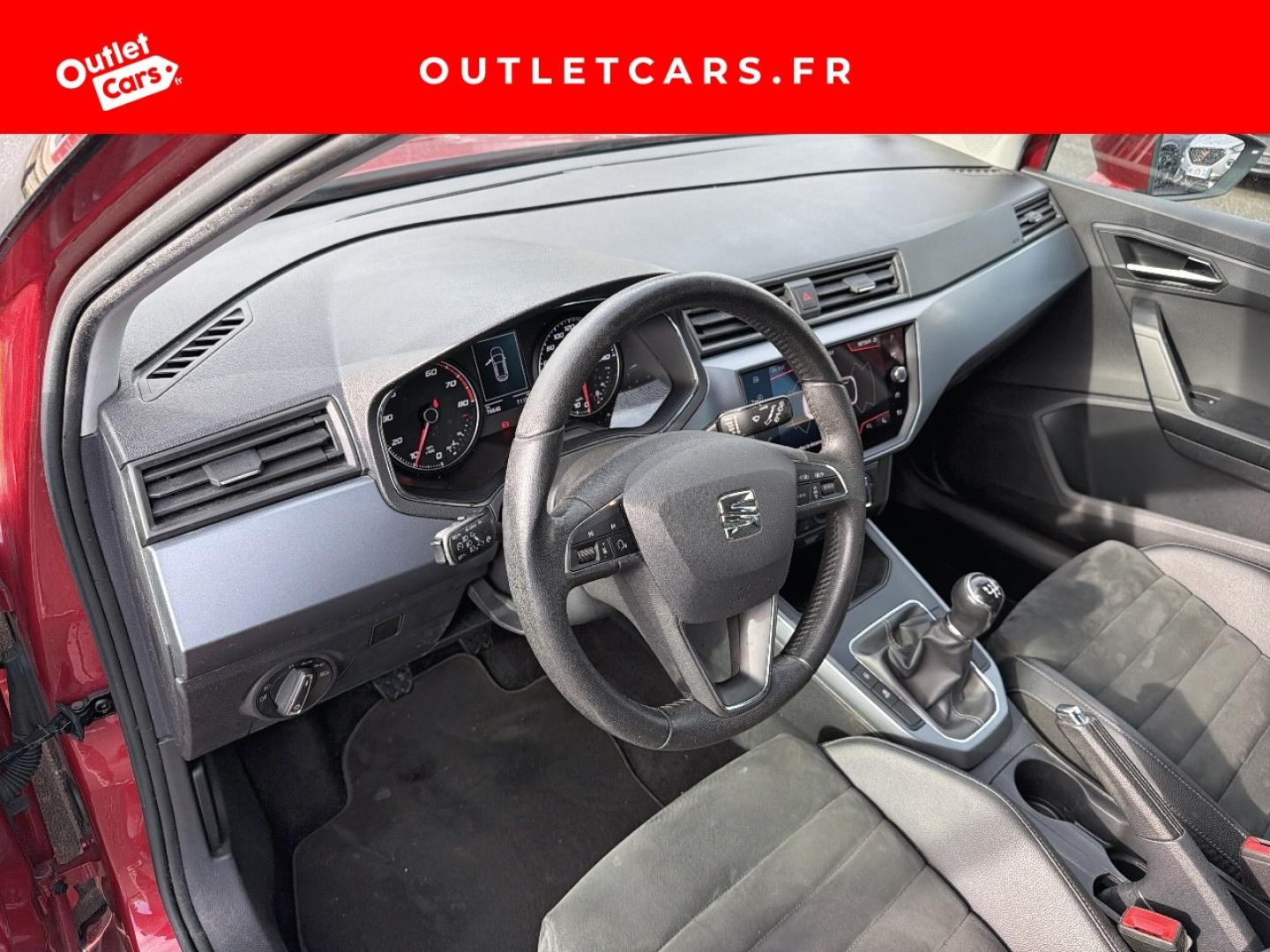 Voitures occasions SEAT ARONA Urban Cagnes-sur-Mer