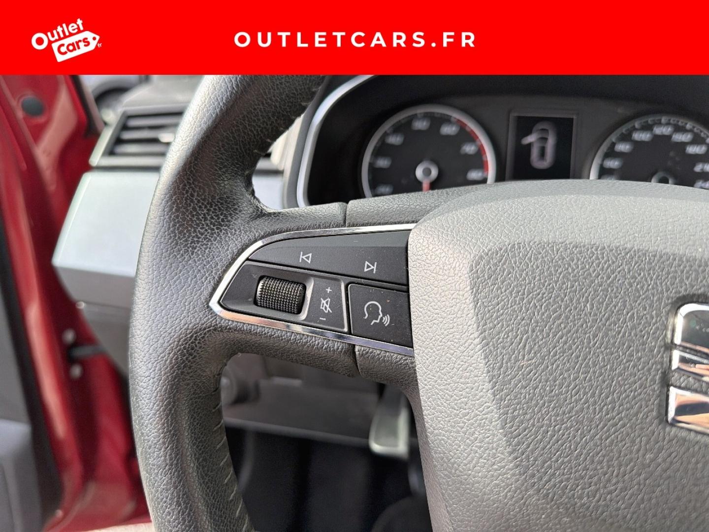 Voitures occasions SEAT ARONA Urban Cagnes-sur-Mer
