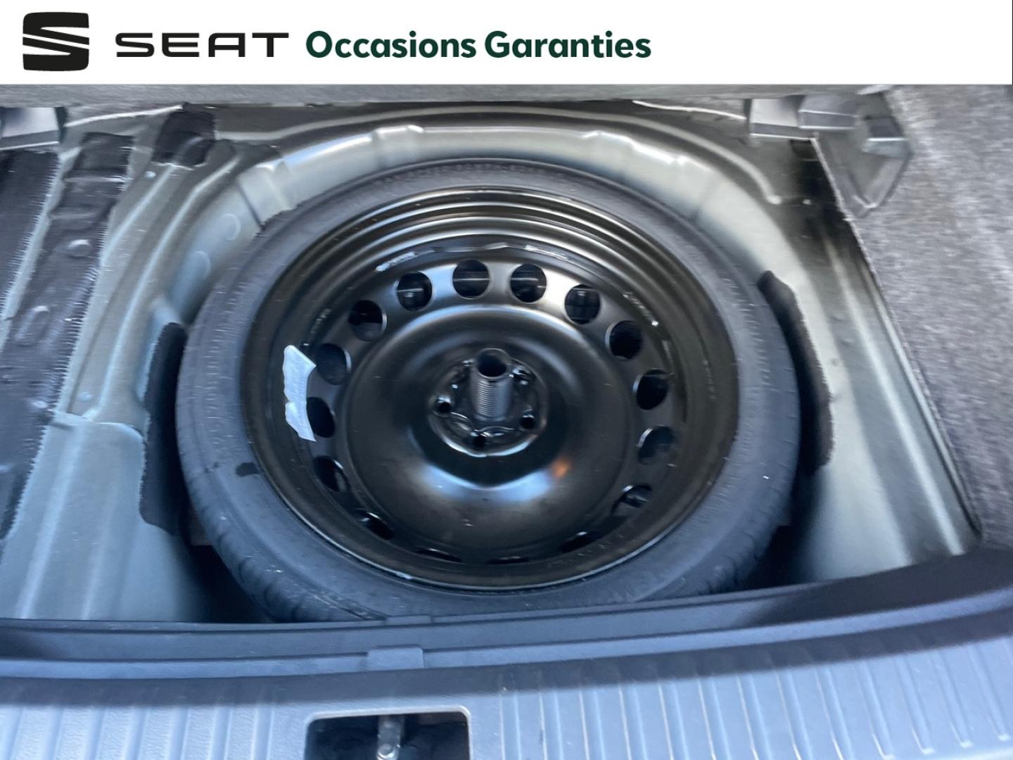 Voitures occasions SEAT ARONA Urban Cagnes-sur-Mer