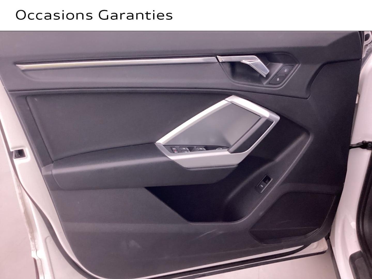 Voitures occasions Audi Q3 Business line Nice