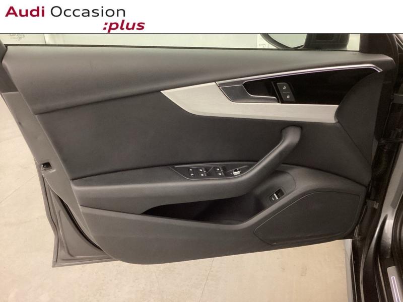 Voitures occasions Audi A4 S line Nice