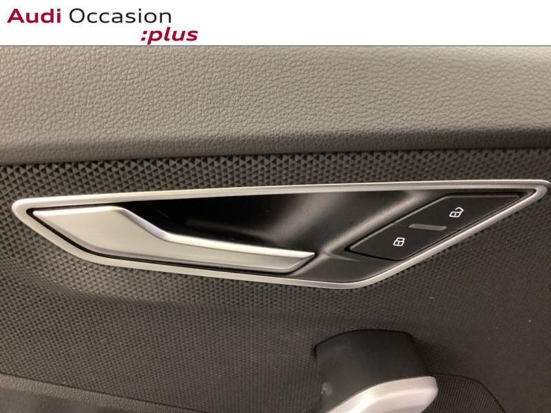 Voitures occasions Audi Q2 S line Nice