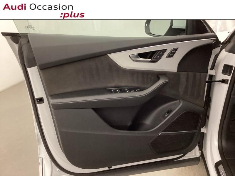 Voitures occasions Audi Q8 S line Nice