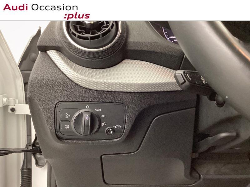 Voitures occasions Audi Q2 Business line Nice