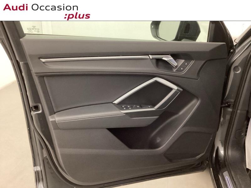 Voitures occasions Audi Q3 S line Nice