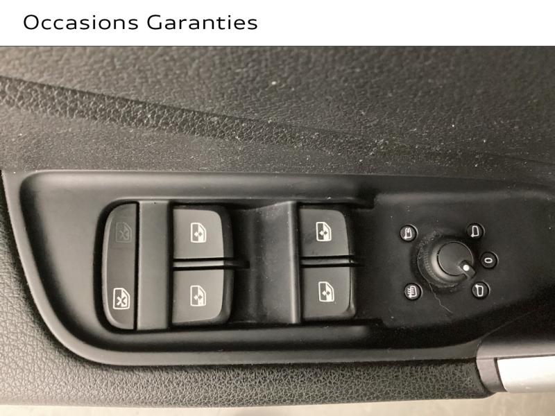 Voitures occasions Audi Q2 S line Nice