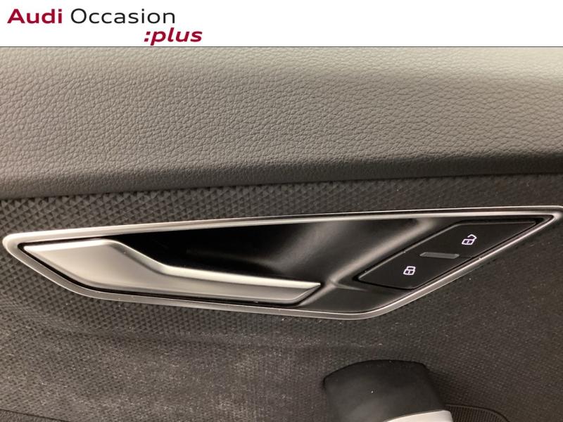 Voitures occasions Audi Q2 S line Nice