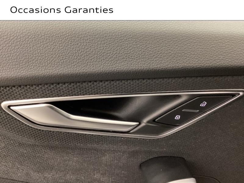 Voitures occasions Audi Q2 S line Nice